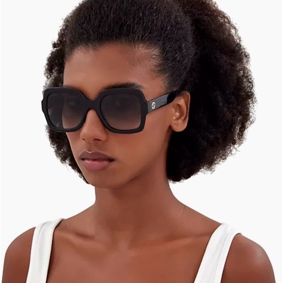 Gucci Sunglasses Black
GG0036SN - Picture 3 of 10